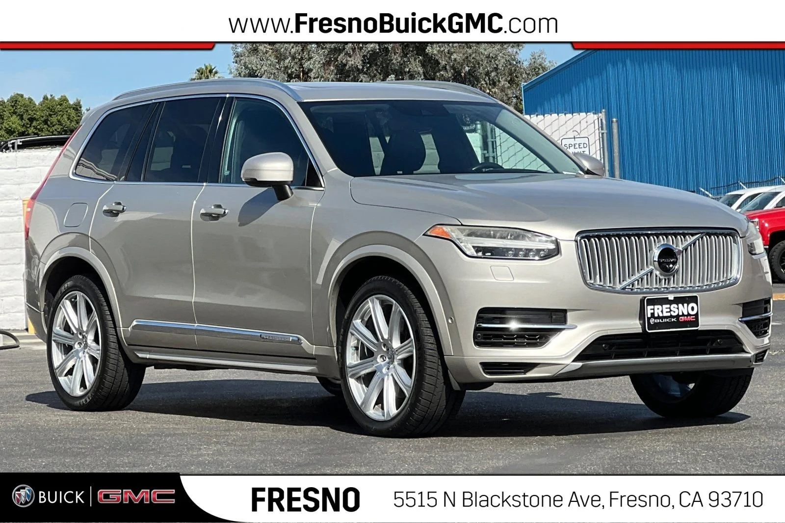 2016 Volvo XC90 T8 Twin Engine PHEV Inscription's photo