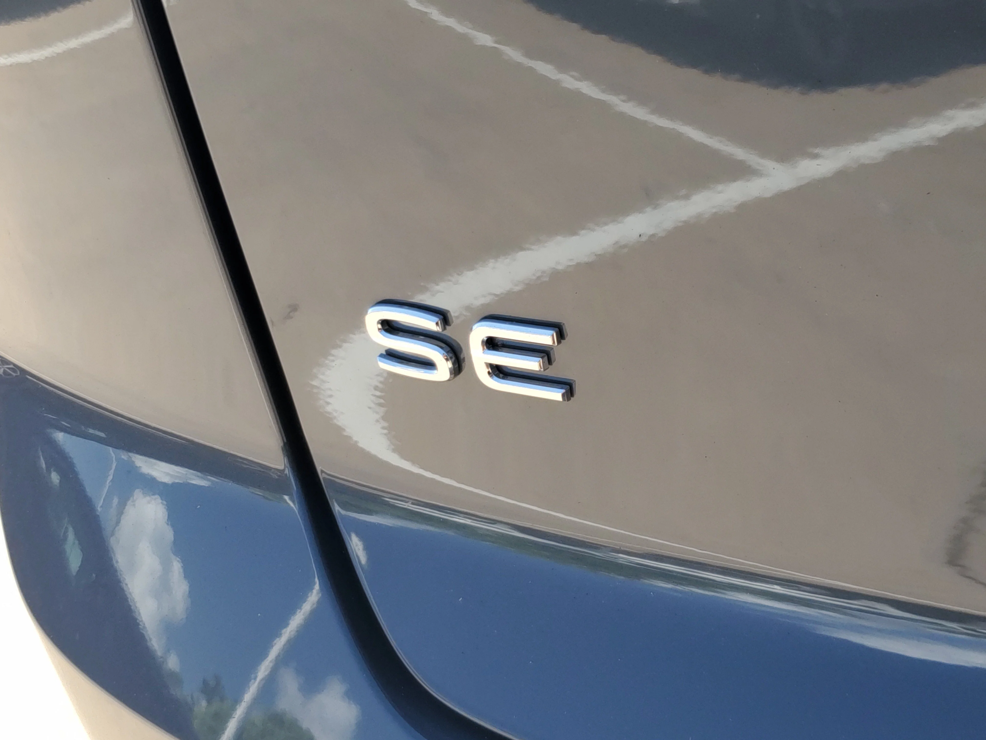 New 2026 Gray Volkswagen 2.0T SE w/Technology image 5