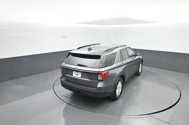 New 2026 Carbonized Gray Metallic Ford Active image 26