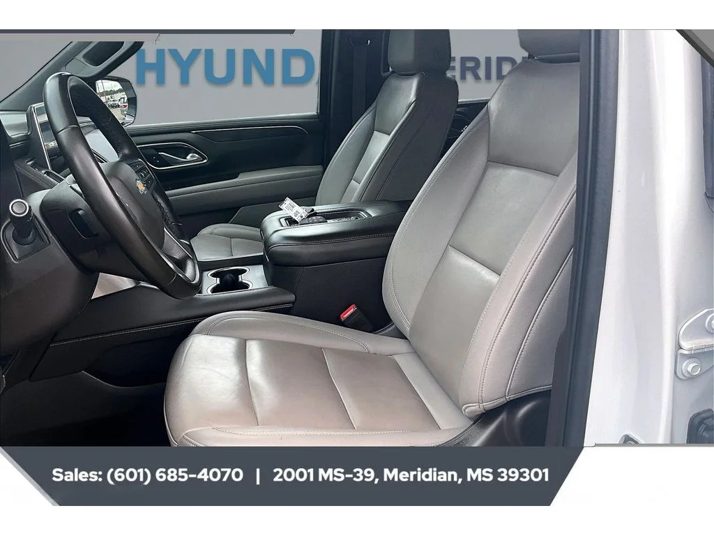 Used 2024 Summit White Chevrolet LT image 18