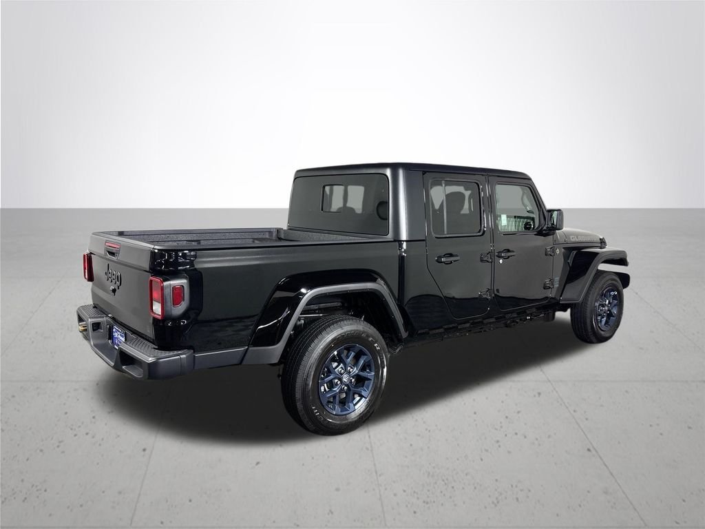 New 2026 Black Clear-Coat Exterior Paint Jeep  image 6