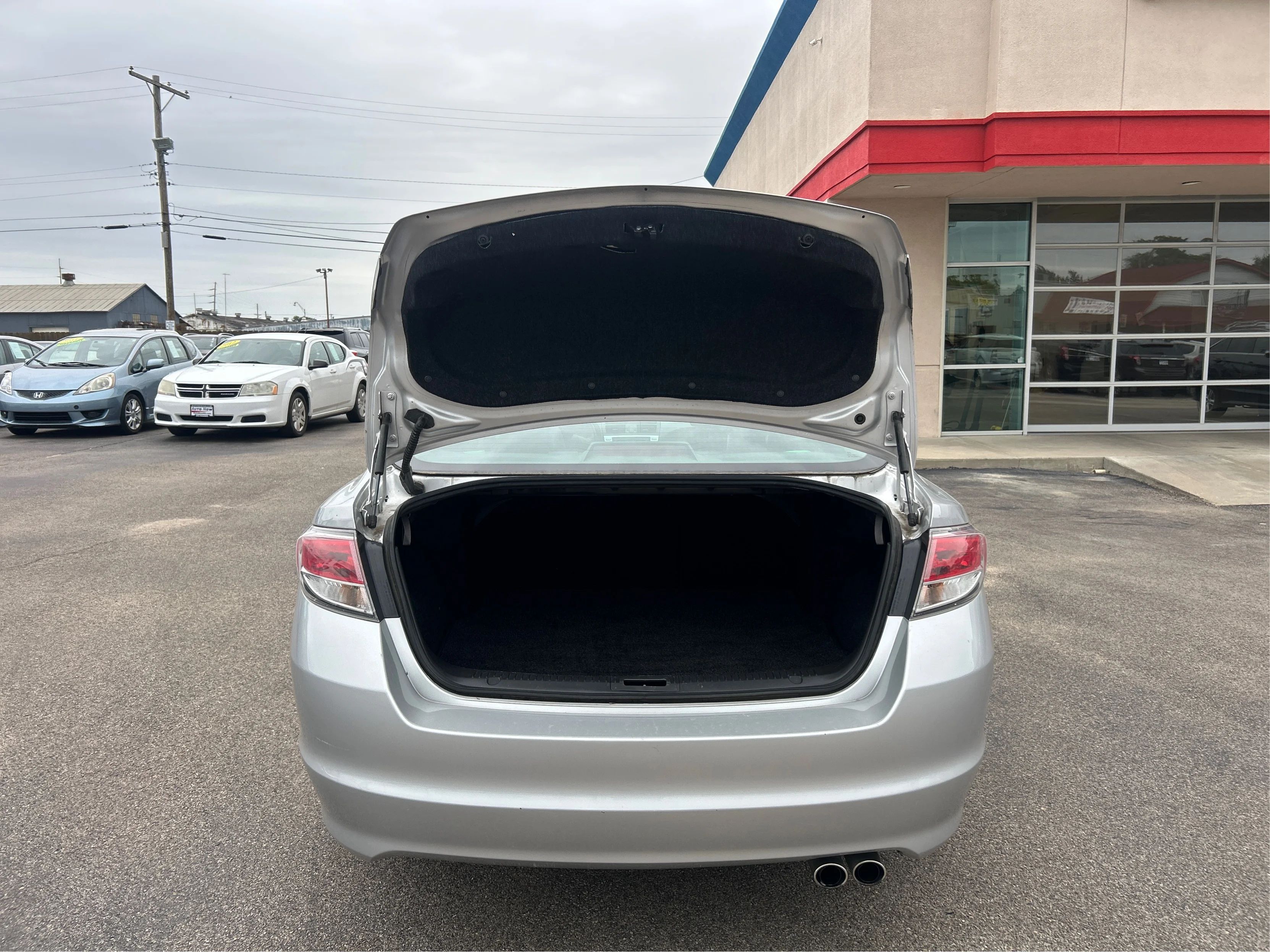 Used 2012 Silver Mazda i Touring image 11