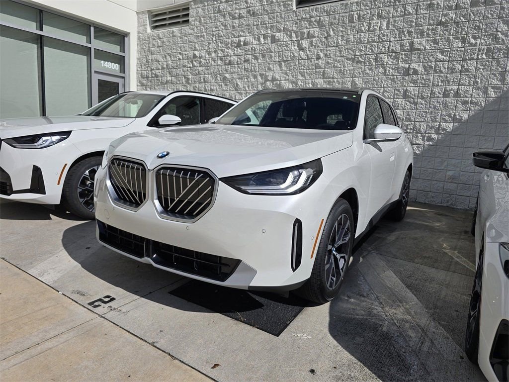 2026 BMW X3 30 XDRIVE's photo