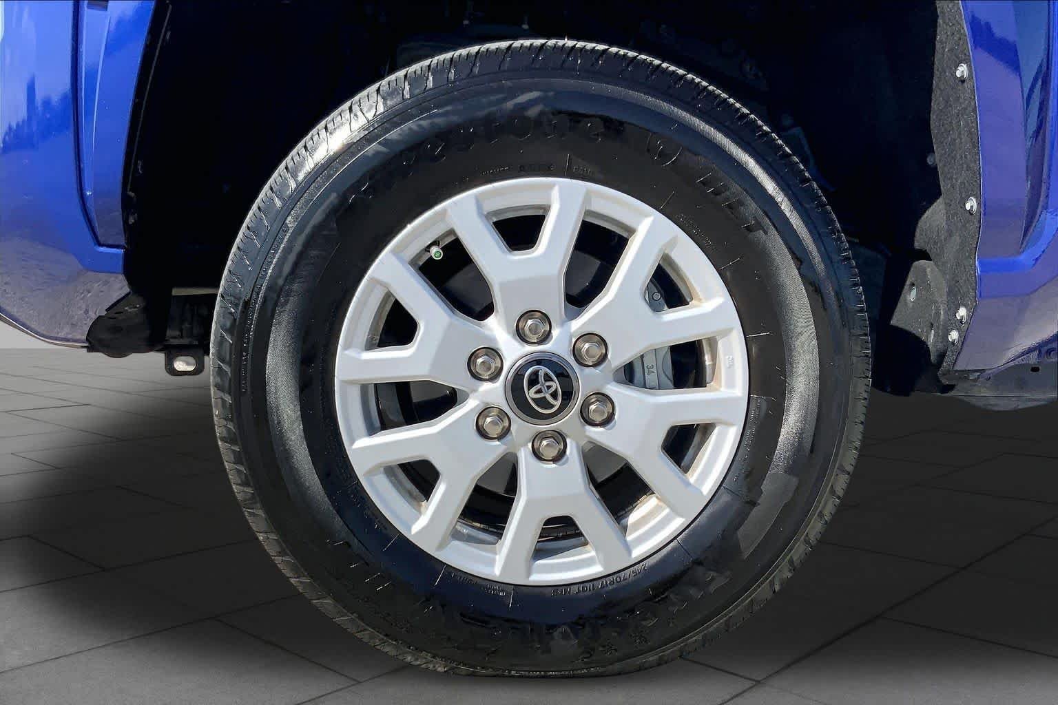 Certified Used 2025 Blue Crush Metallic Toyota SR5 image 11
