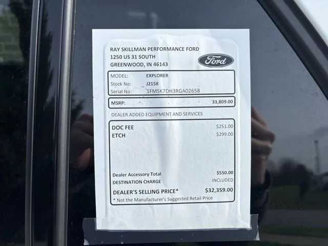 Certified Used 2024 Oxford White Clearcoat Ford XLT image 3