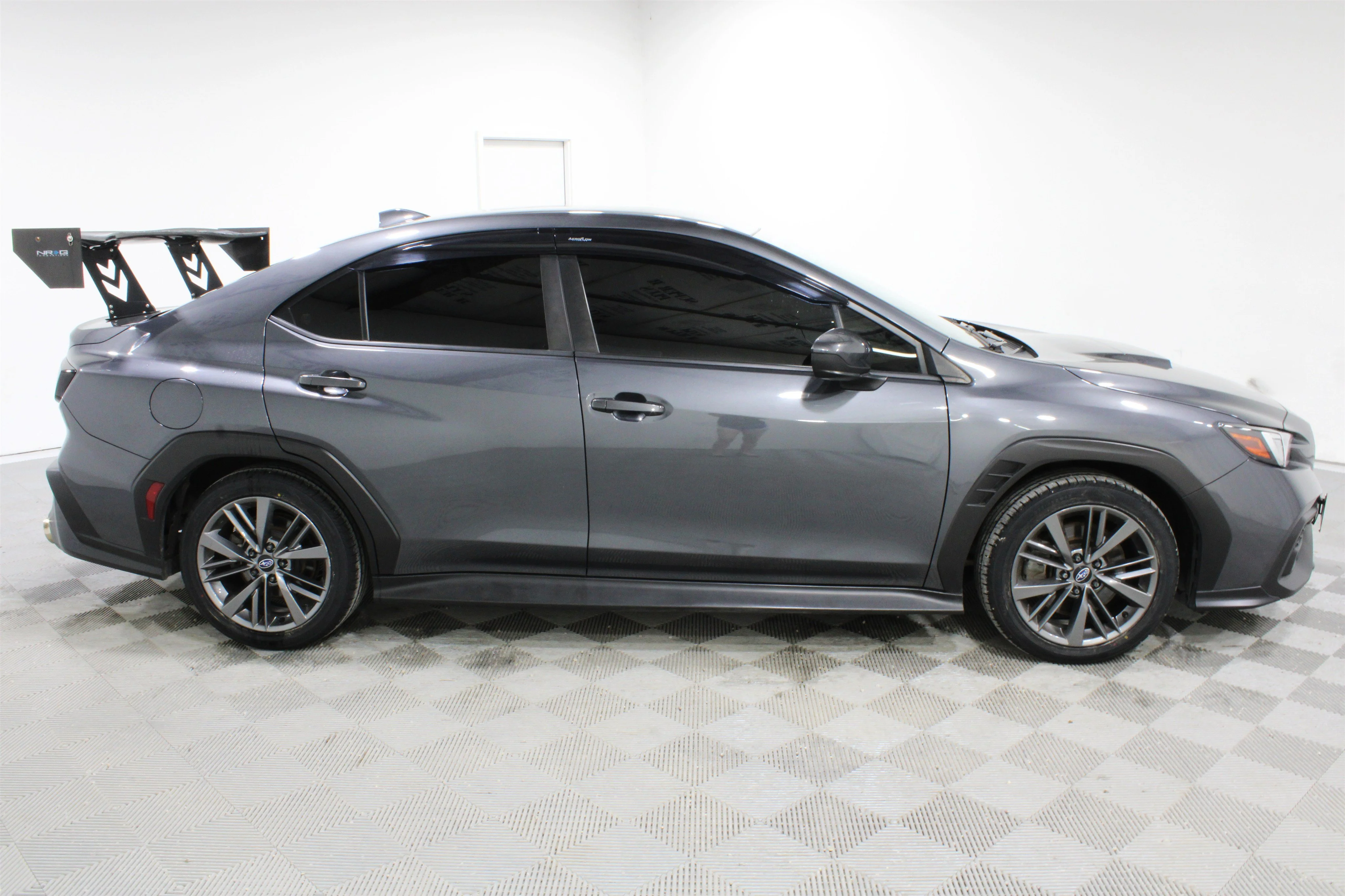 Used 2022 Magnetite Gray Metallic Subaru  image 25