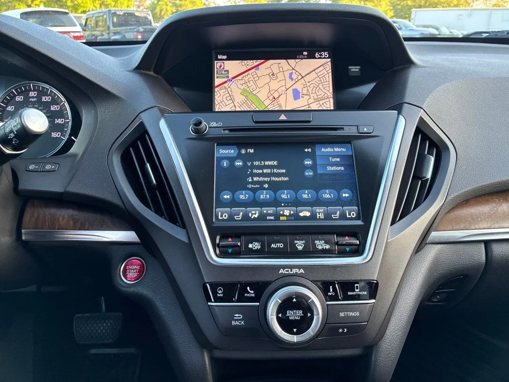 Used 2020  Acura Technology image 14