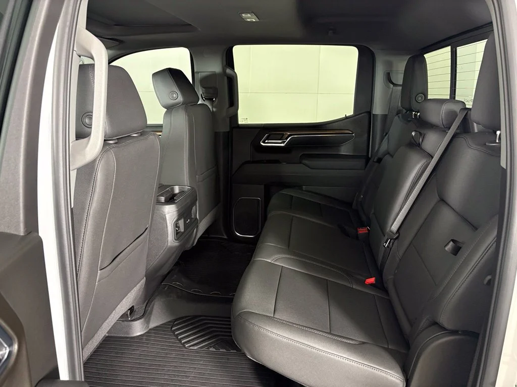 New 2026 Summit White Chevrolet LT Trail Boss image 42