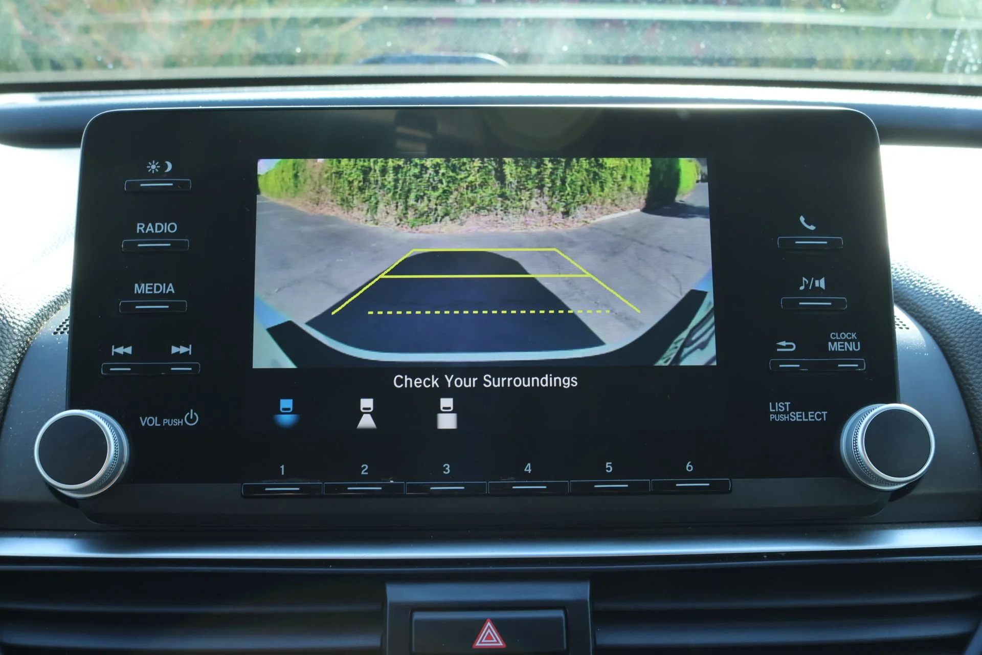 Used 2020 White Honda LX image 15