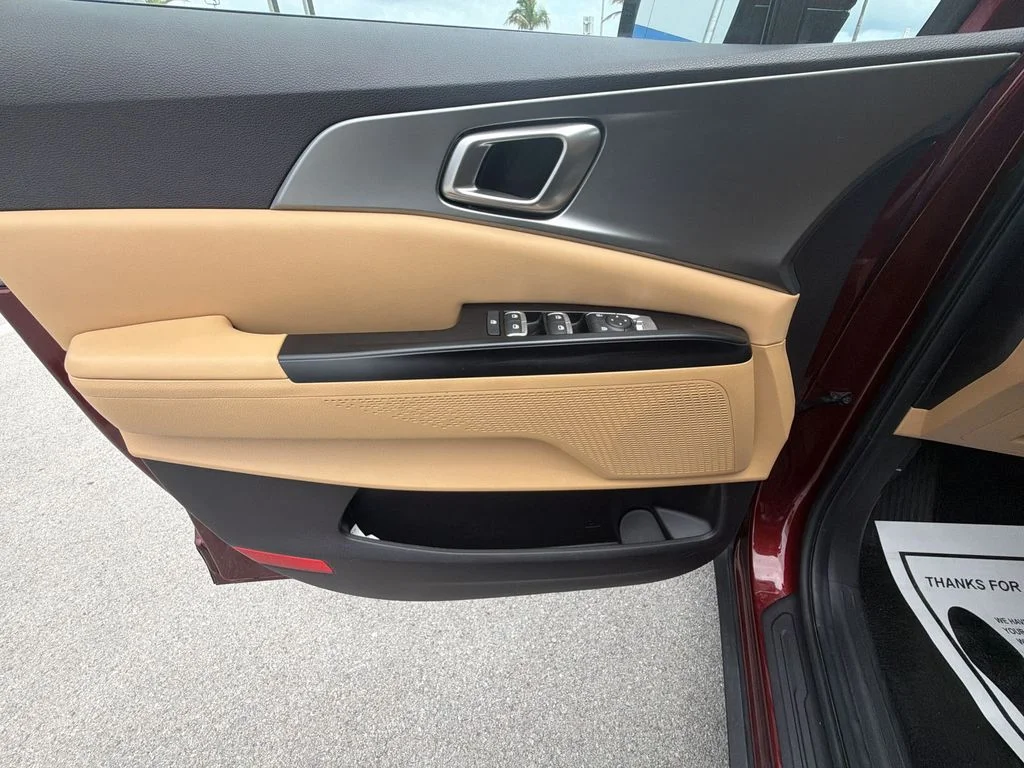 Used 2024 Red Kia LX image 29