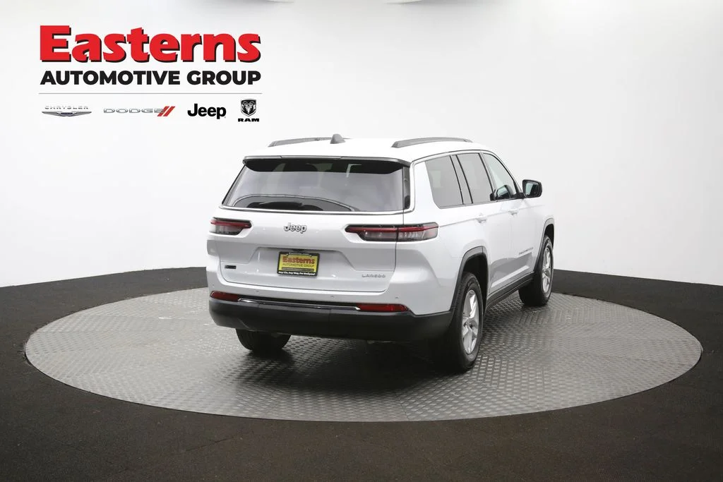 Certified Used 2025 White Jeep Laredo image 41