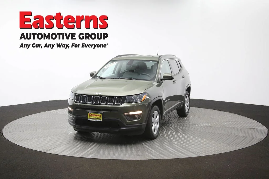 Used 2021 Green Jeep Latitude image 55