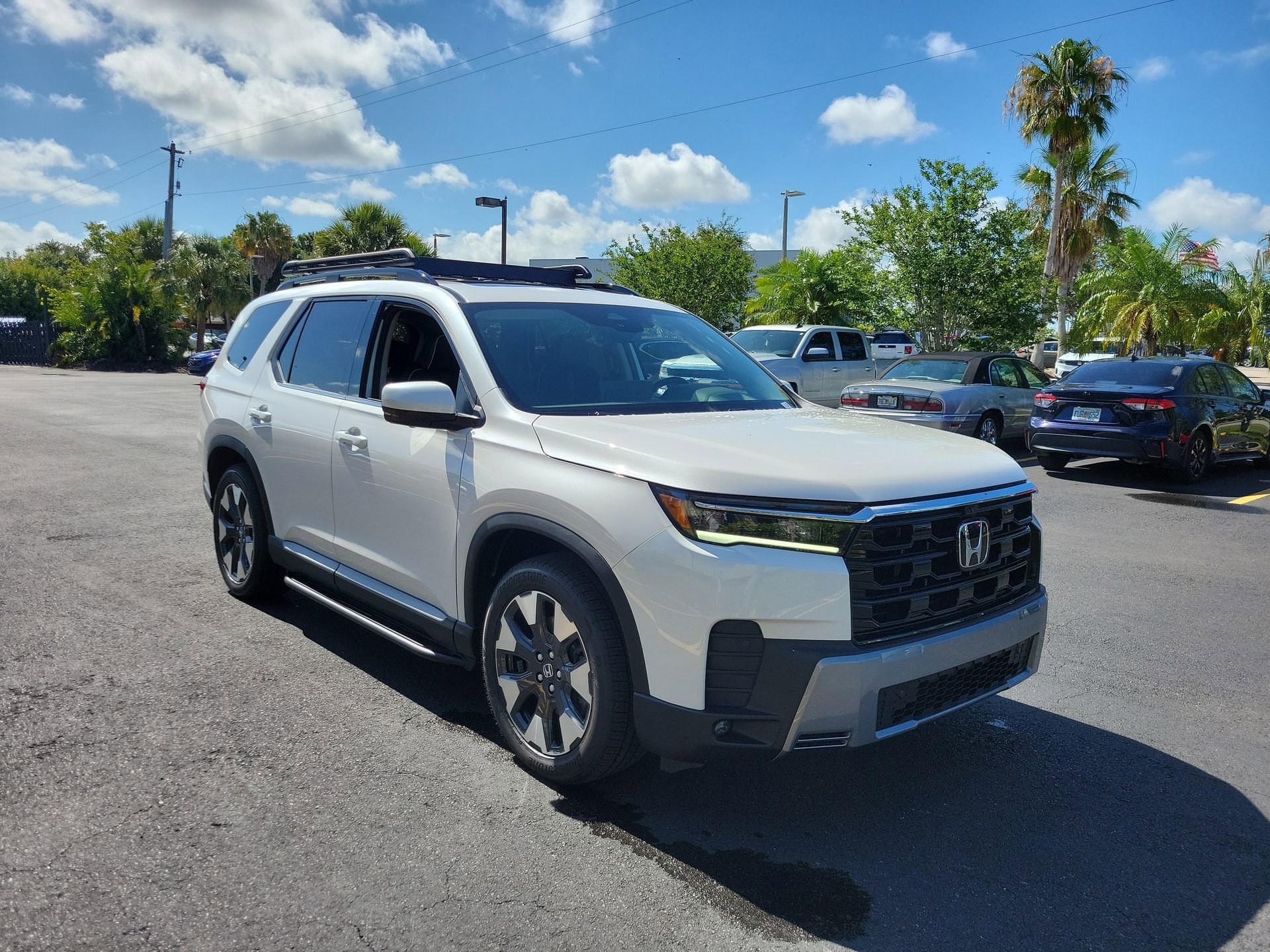 2026 Honda Pilot Elite AWD's photo