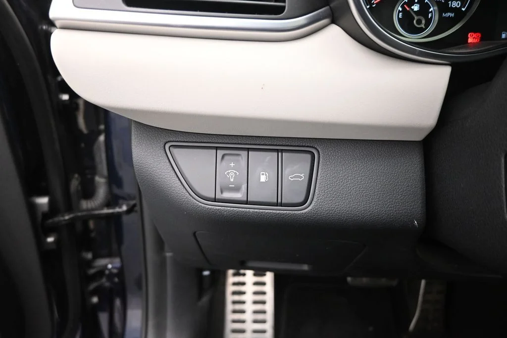 Used 2023 Blue Genesis 3.3T image 14