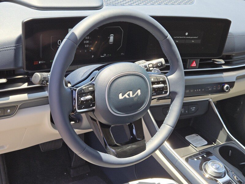 New 2026 Ceramic Silver Kia SX Prestige image 12