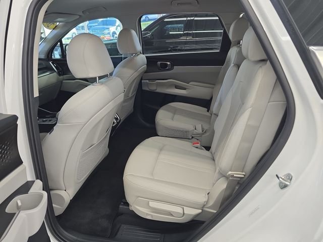 2023 Kia Sorento EX Hybrid - Photo 10
