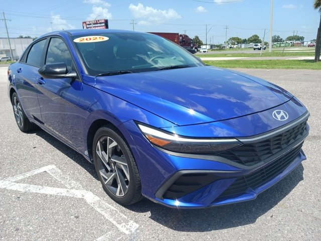 2025 Hyundai Elantra SEL Sport