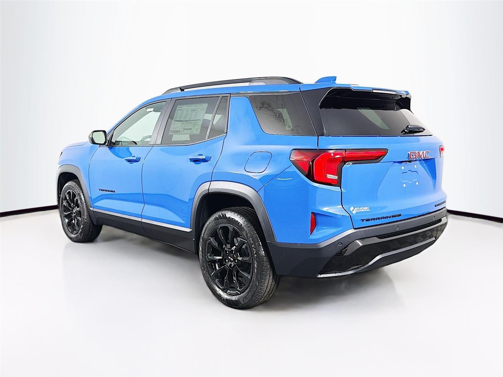 New 2026 Rapids Metallic GMC Elevation image 5