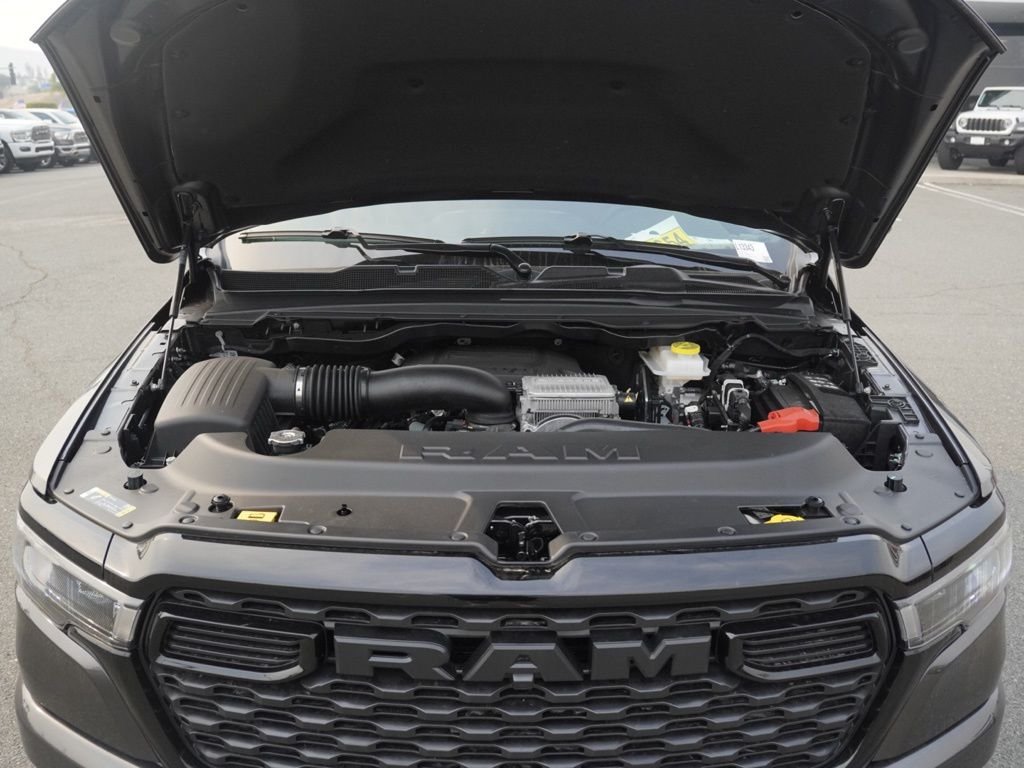 New 2026 Granite Crystal Metallic Clear-Coat Exterior Paint RAM Big Horn/Lone Star image 28