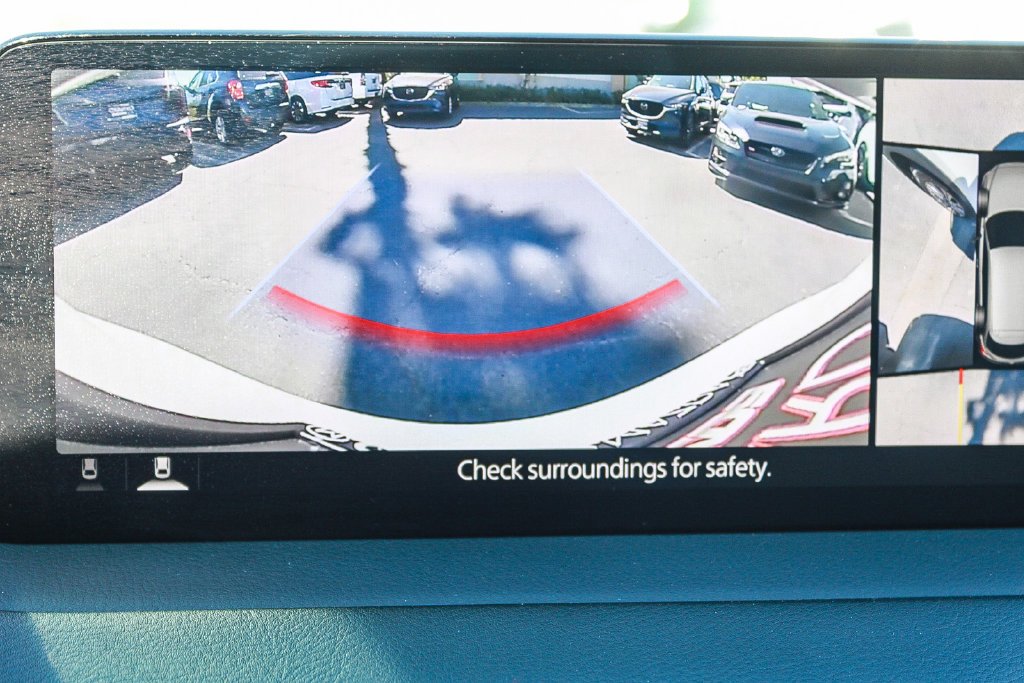 Used 2023 White Mazda Signature image 24