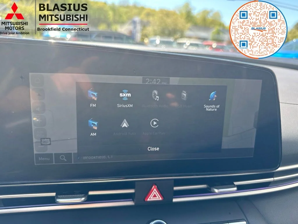Used 2024 Blue Hyundai SEL image 33