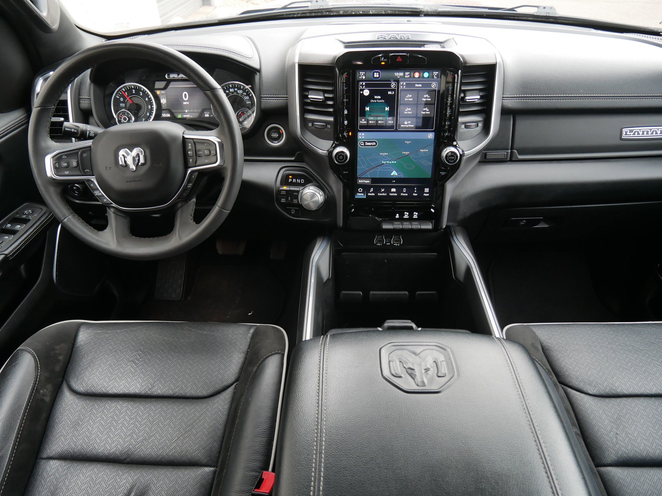 Used 2025 Diamond Black Crystal Pearlcoat Ram Laramie image 15