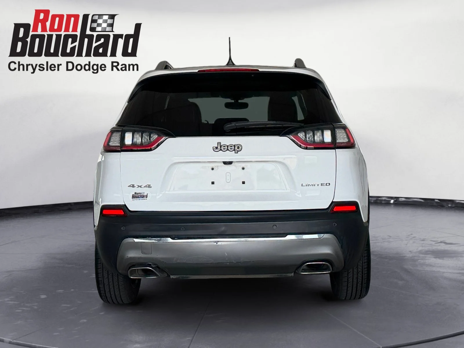 Used 2019 Bright White Clearcoat Jeep Limited image 3