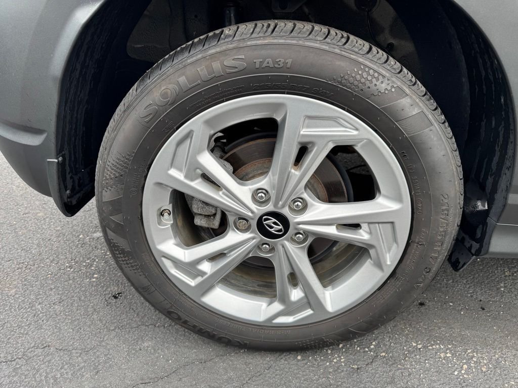 Certified Used 2022 Ultra Black Hyundai SEL image 9