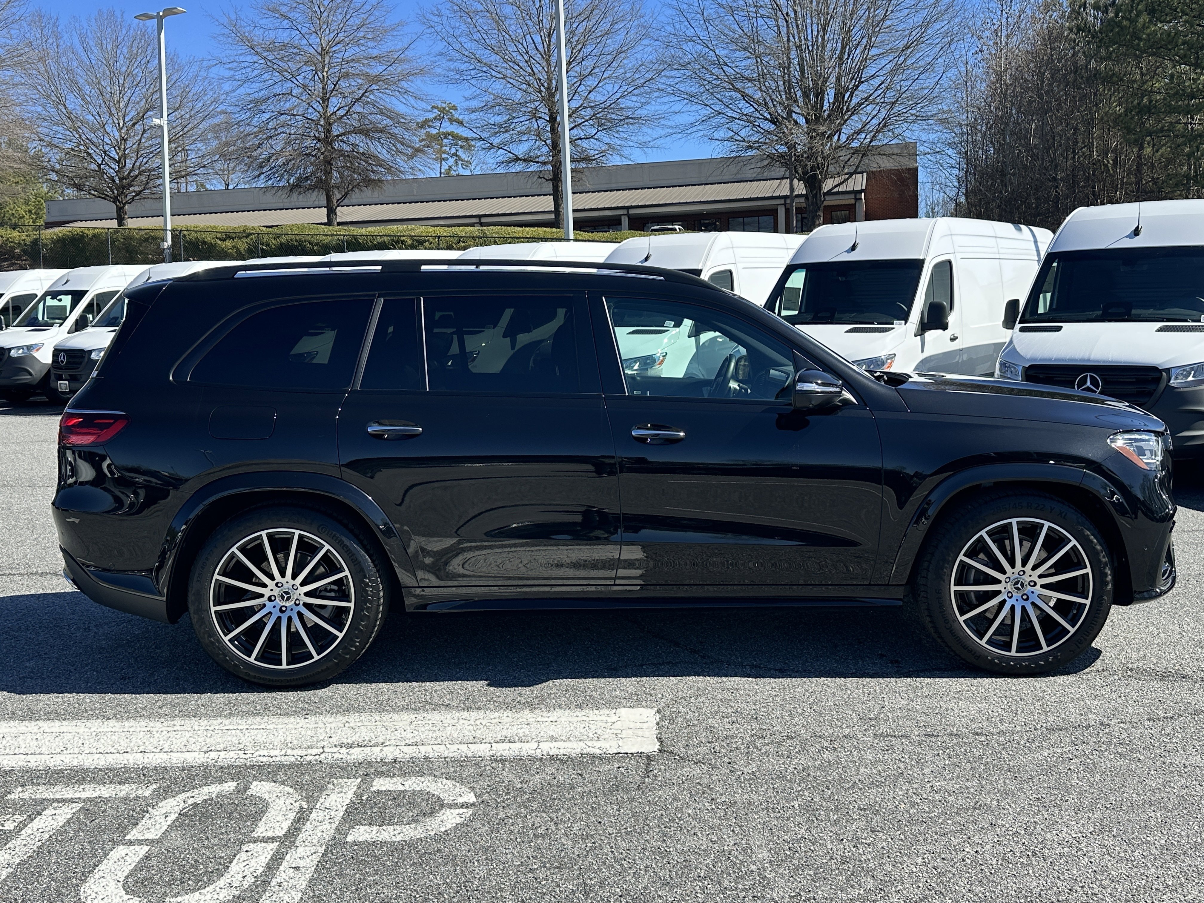 Certified Used 2025 Black Mercedes-Benz GLS 450 image 9
