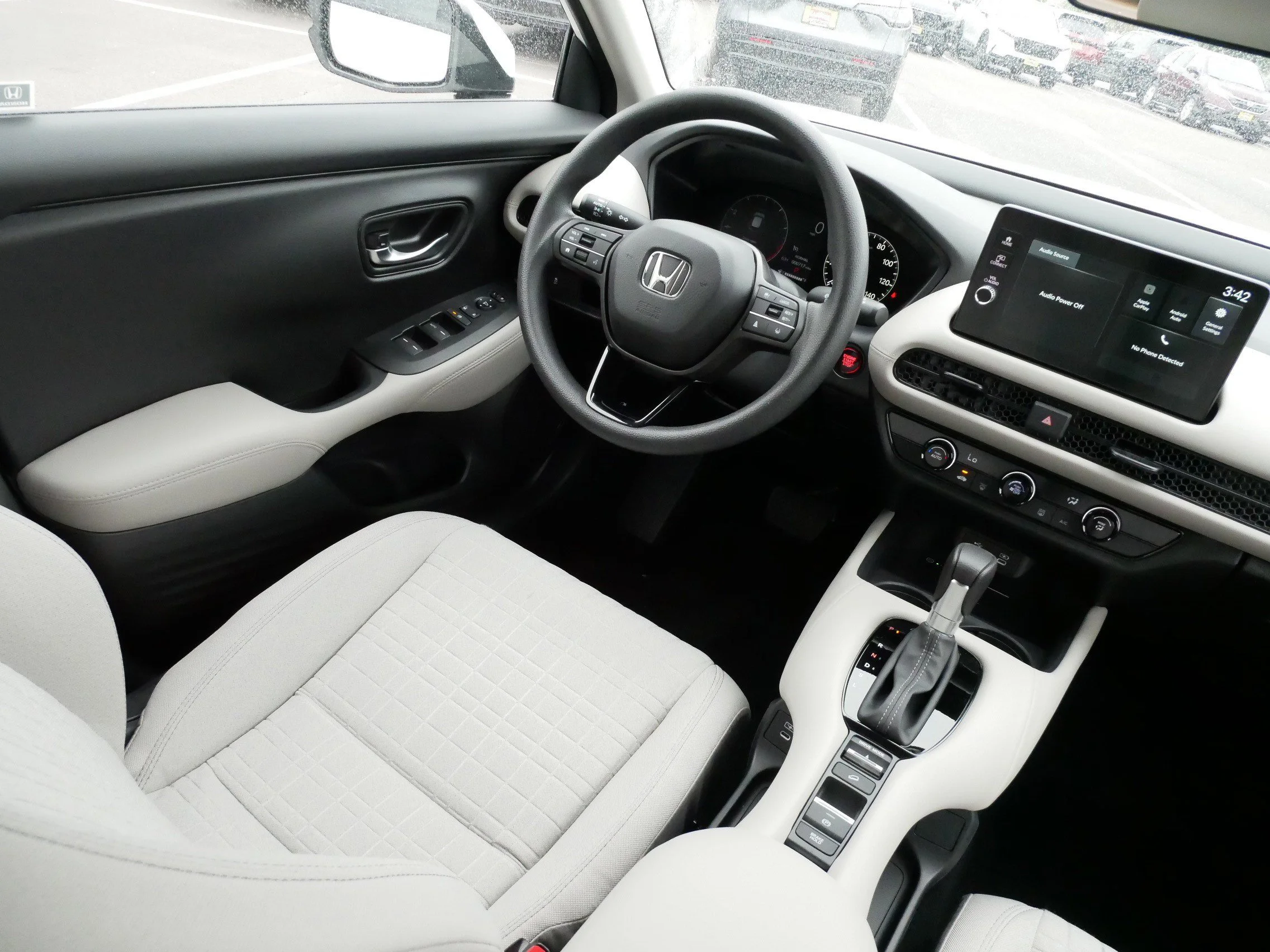 2026 Honda HR-V LX - Photo 9