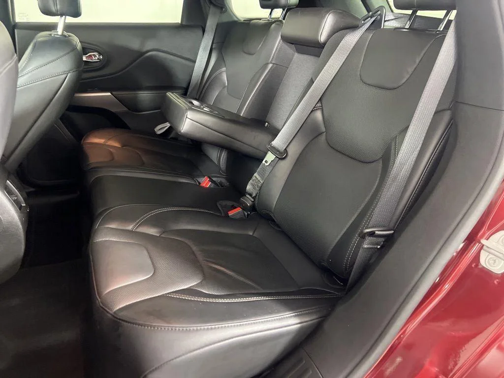 Used 2021 Velvet Red Pearlcoat Jeep Limited image 30