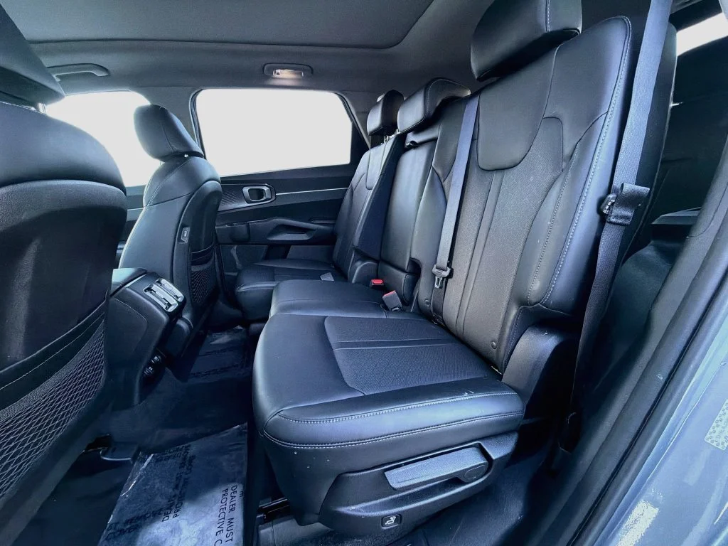 Used 2021 Silver Kia S image 20
