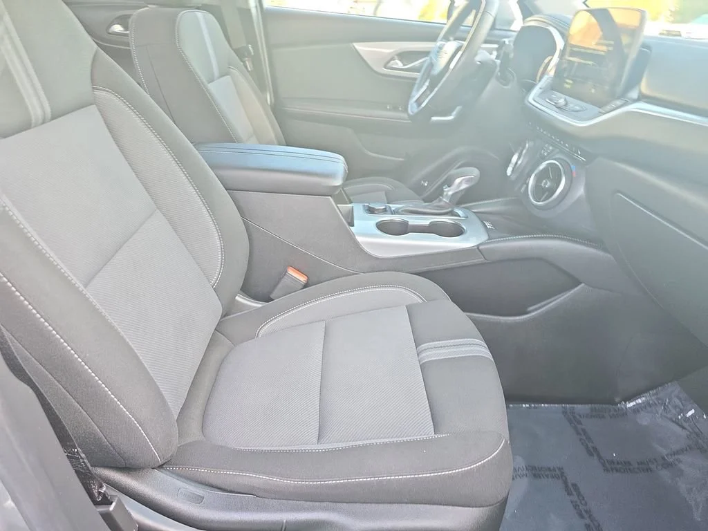 2024 Chevrolet Blazer 2LT - Photo 10