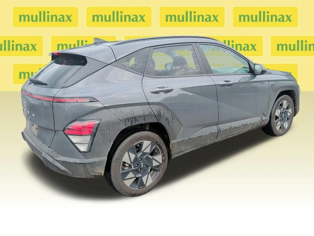 Used 2025 Gray Hyundai SEL image 6