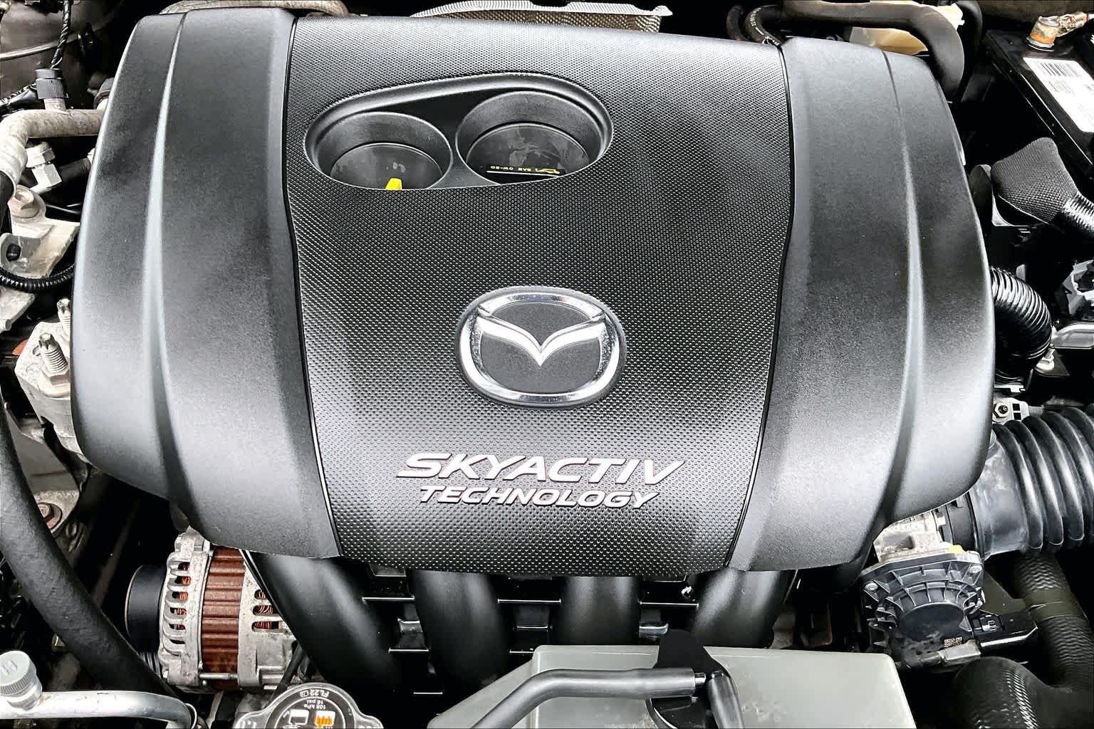 Used 2017  Mazda Sport image 33