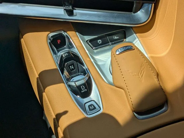 Used 2020 Arctic White Chevrolet Stingray image 26