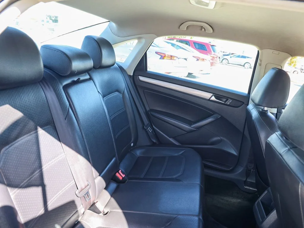 Used 2015 Gray Volkswagen 1.8T S image 16