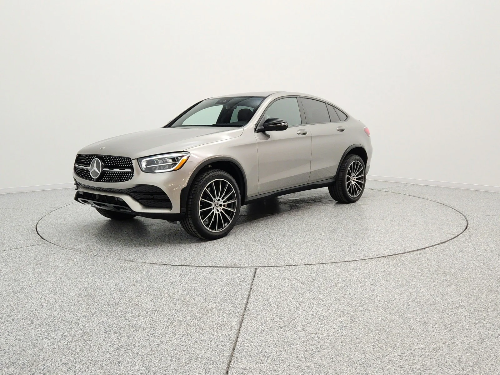 Used 2022 Mojave Silver Metallic Mercedes-Benz GLC 300 4MATIC® Coupe image 1