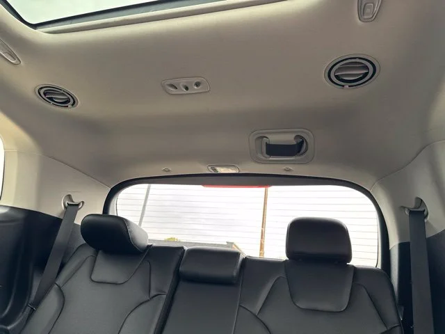Used 2023 White Kia SX image 30