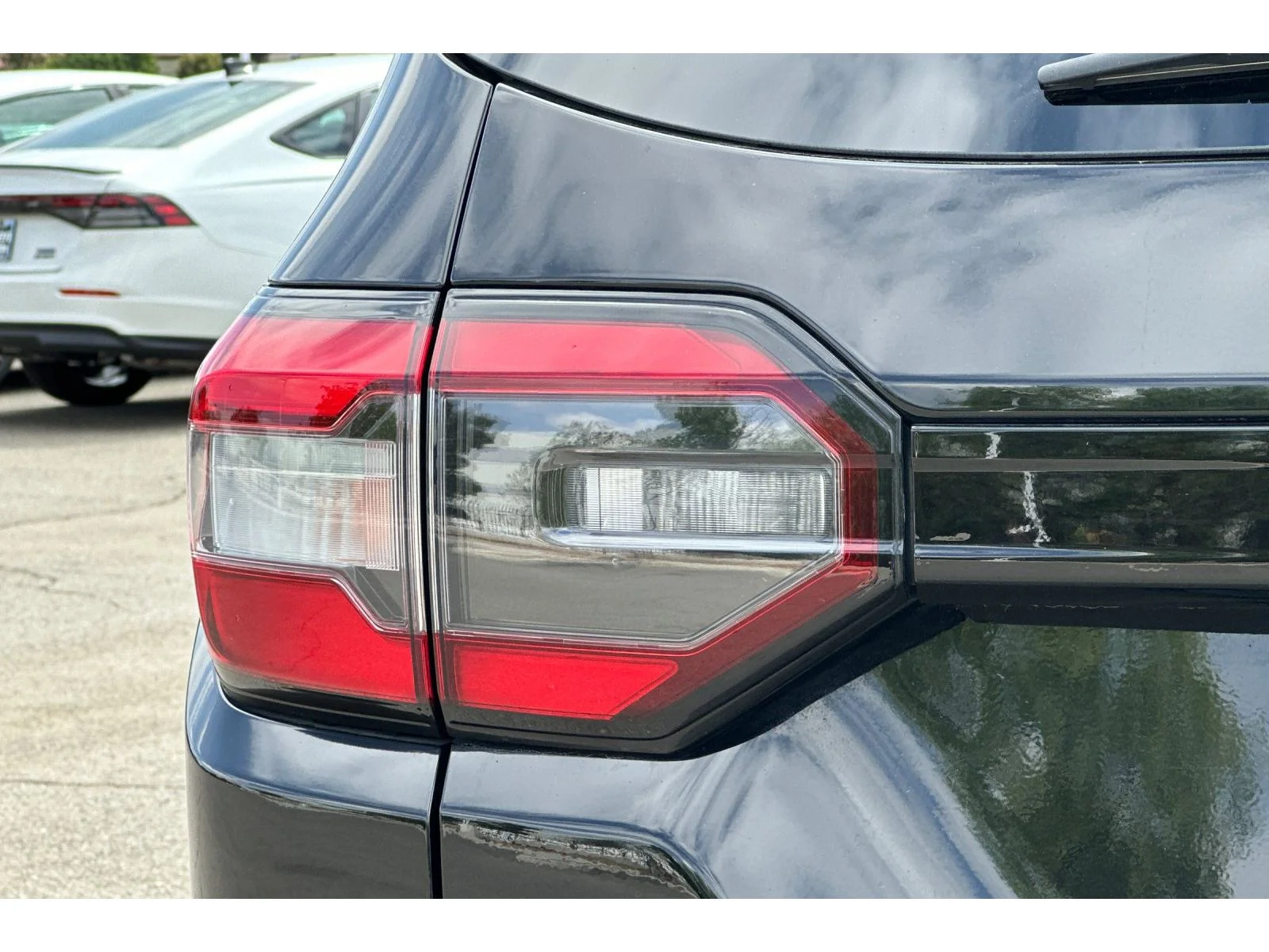 Used 2024 Crystal Black Pearl Honda Touring image 51