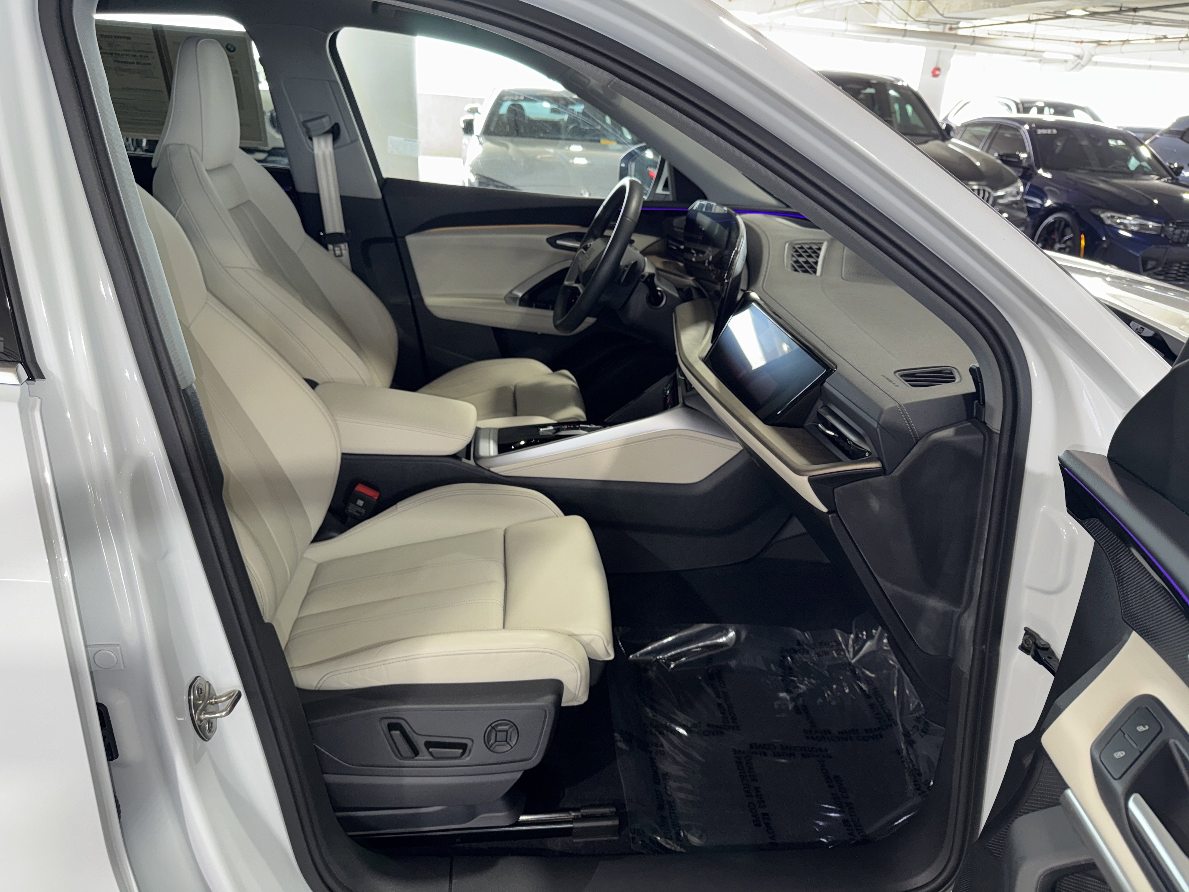 Used 2025 Arkona White Audi Prestige image 10