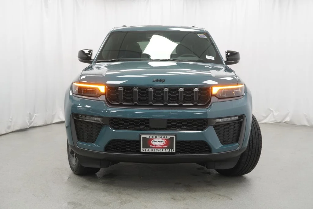 New 2026 Steel Blue Exterior Paint Jeep Limited image 6