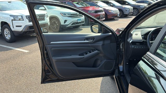 Certified Used 2023 Black Nissan 2.5 SV image 8