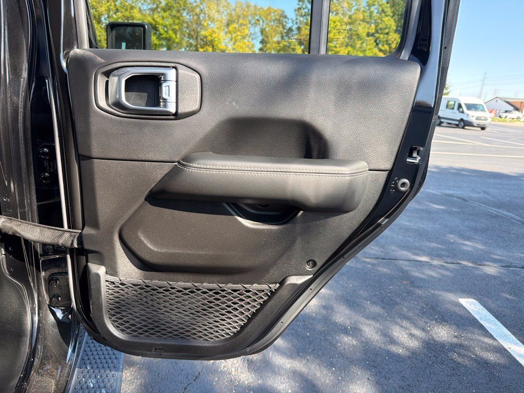 2021 Jeep Wrangler Unlimited Sahara - Photo 23