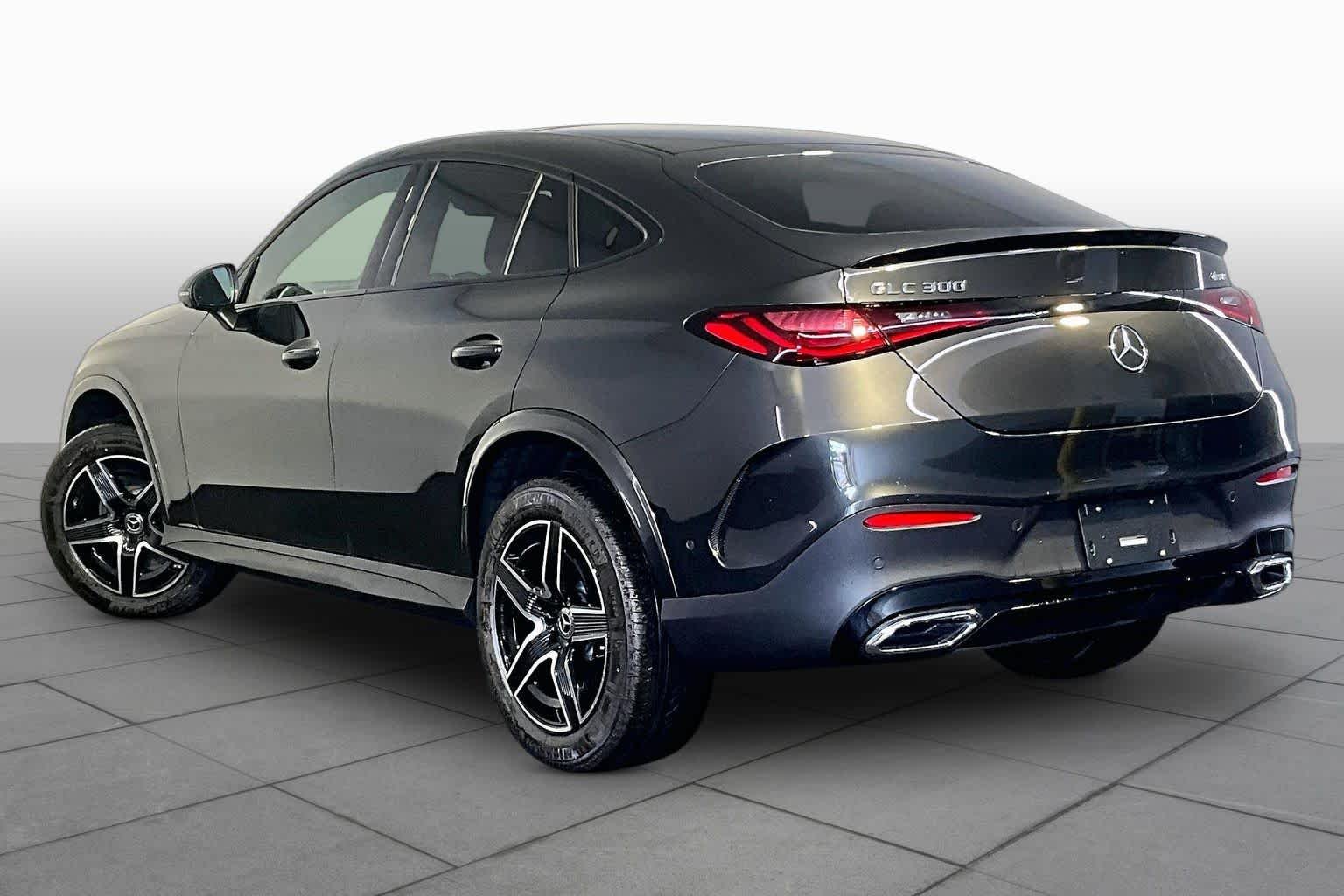 New 2027 Graphite Grey Metallic Mercedes-Benz GLC 300 image 3