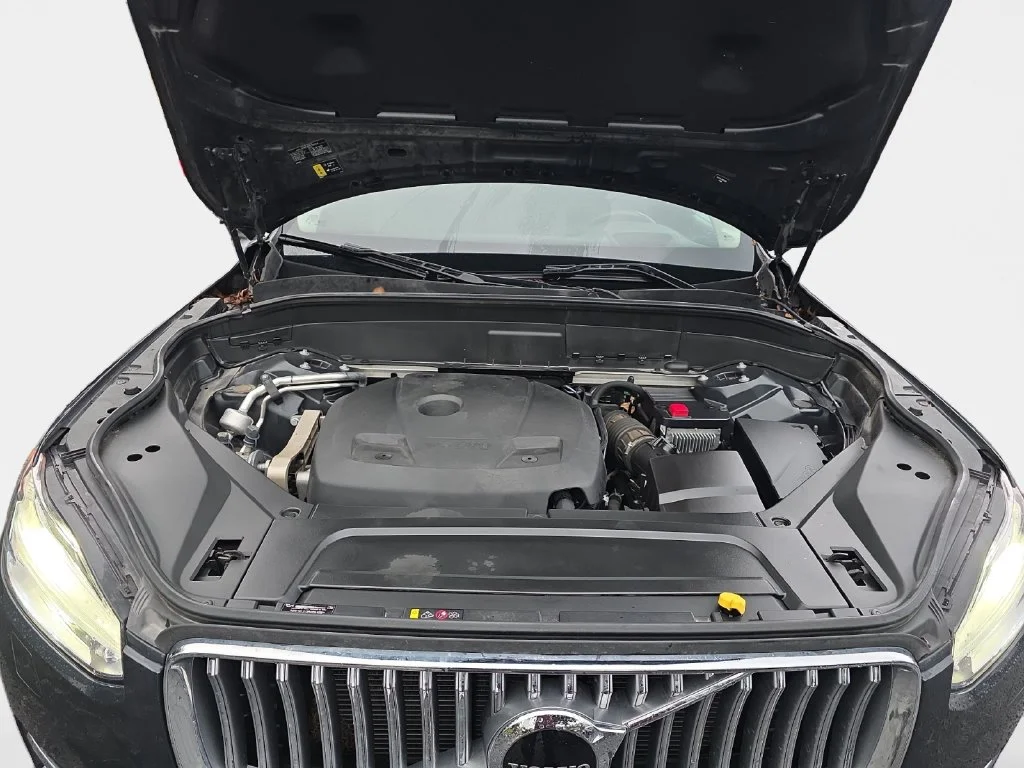 Used 2022 Gray Metallic Volvo T6 Inscription image 24