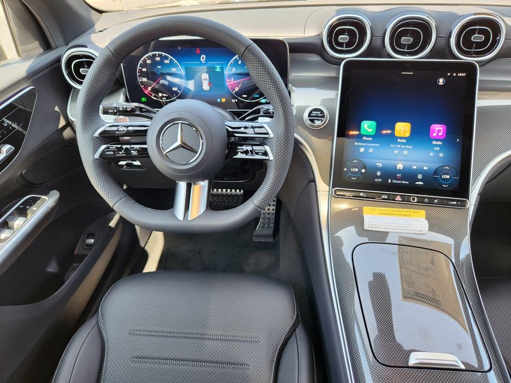 New 2027 Black Mercedes-Benz GLC 300 4MATIC® image 17