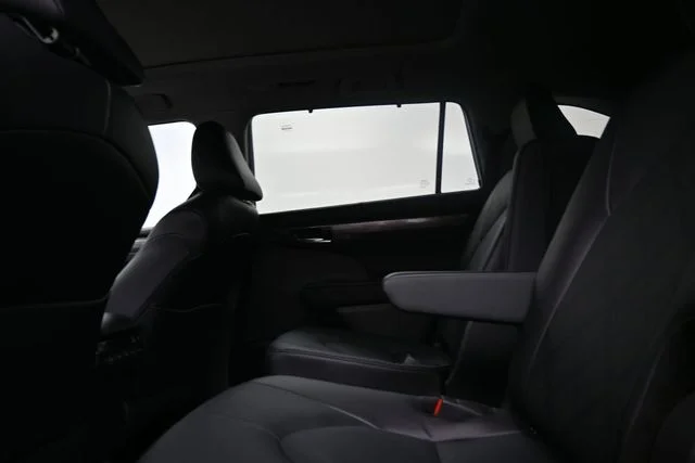 Used 2024 Gray Toyota Platinum image 11