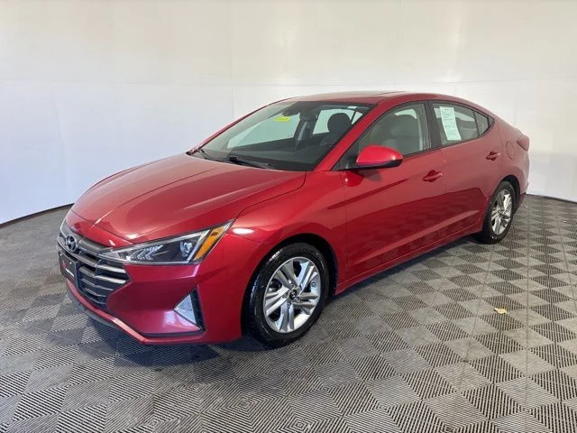 Used 2019 Red Hyundai Value Edition image 3