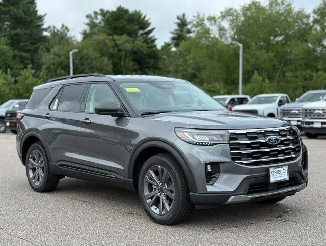New 2026 Carbonized Gray Metallic Ford Active image 1